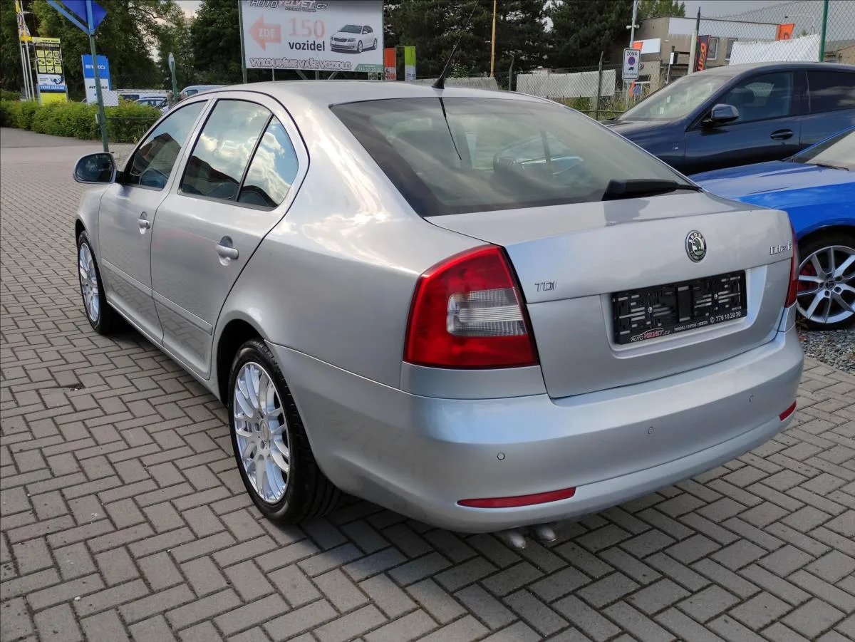 Škoda Octavia – fotografie 2
