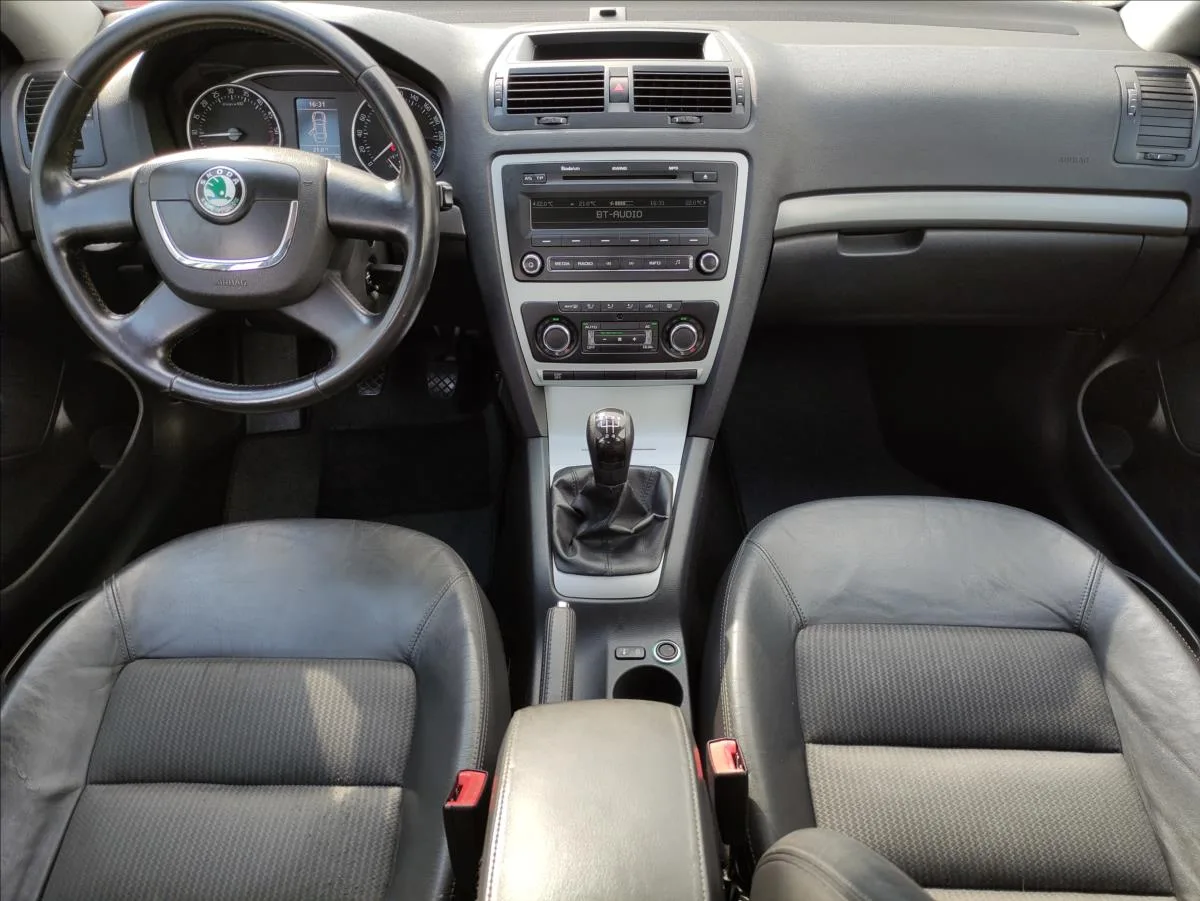 Škoda Octavia – fotografie 5