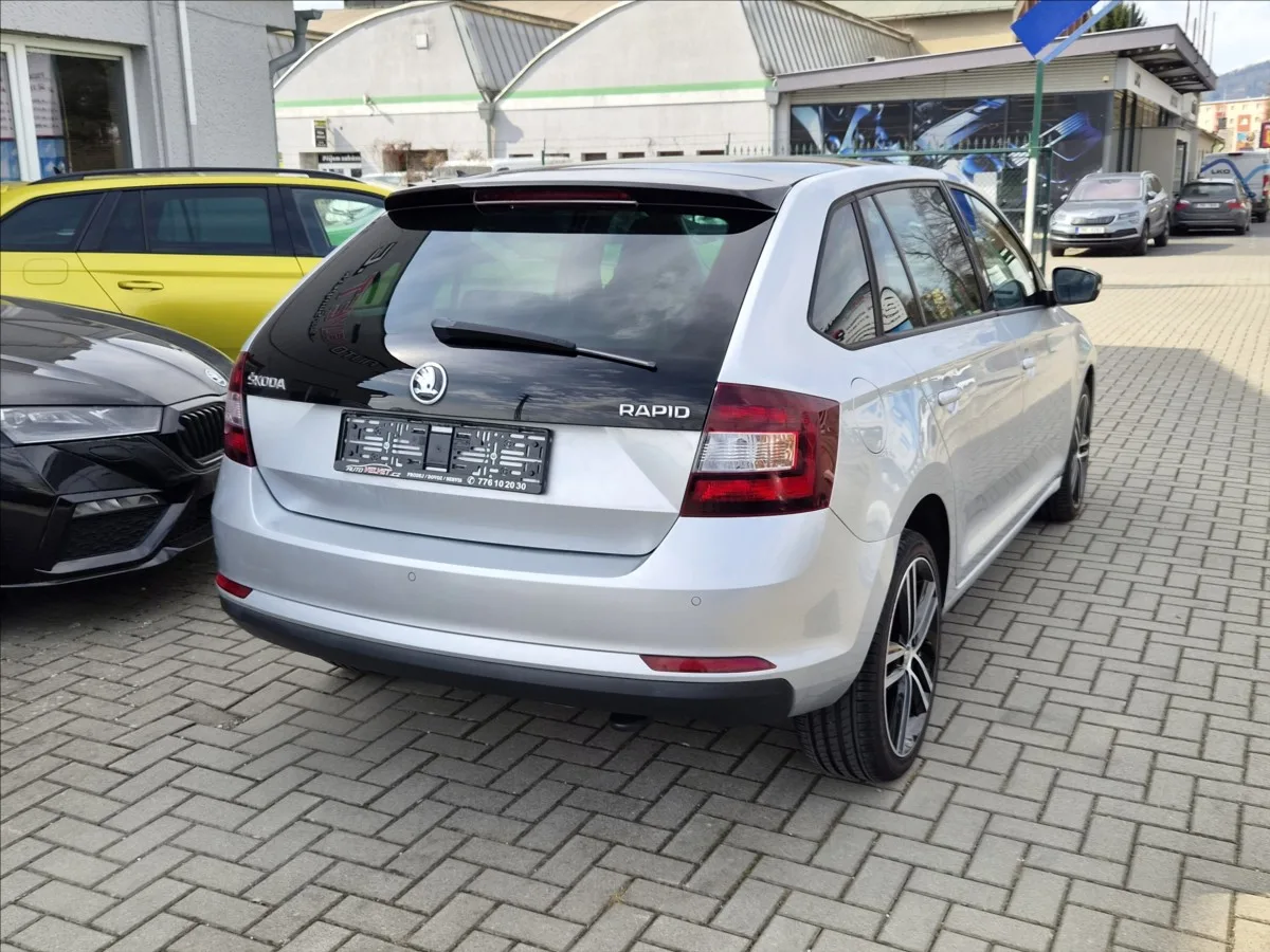 Škoda Rapid – fotografie 3
