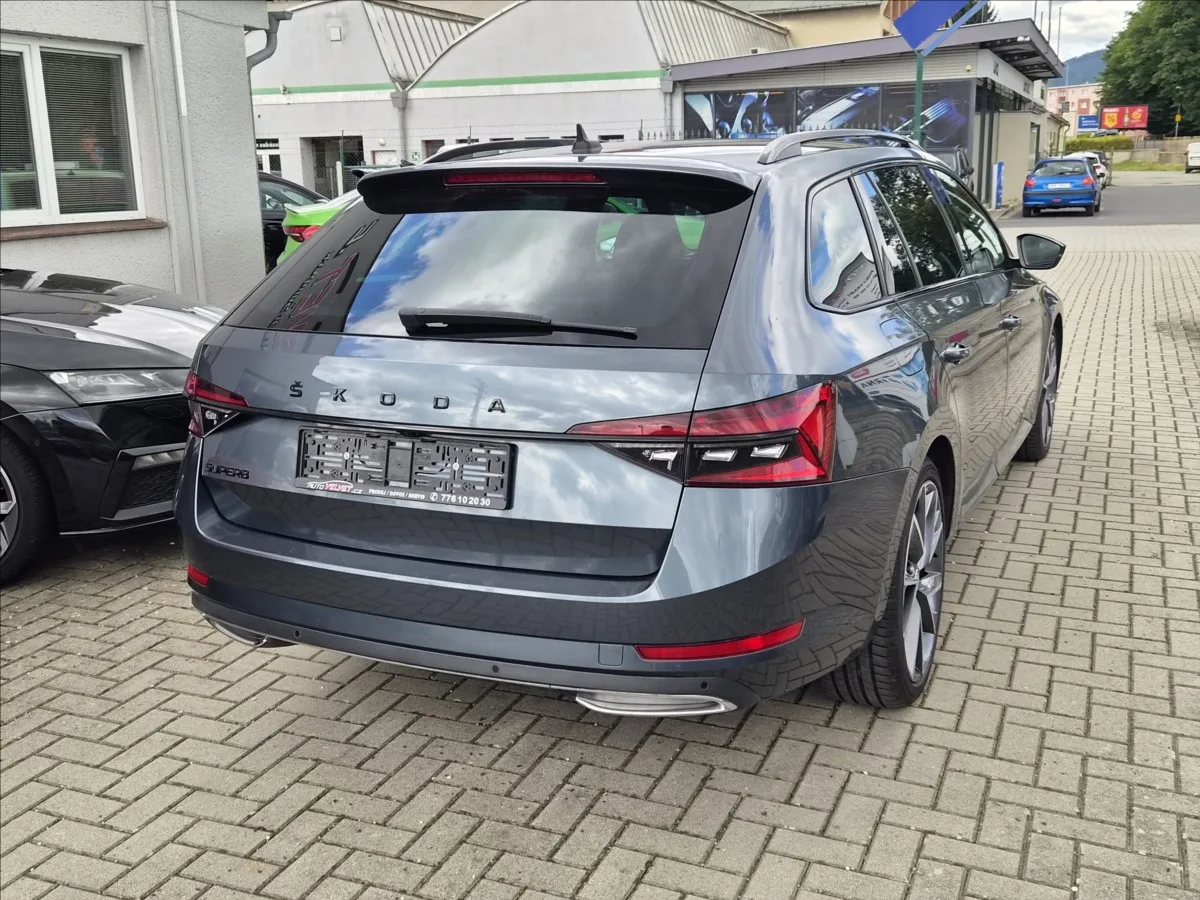 Škoda Superb – fotografie 3