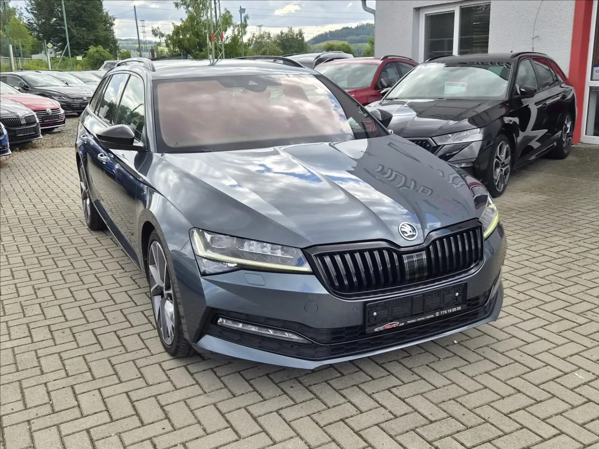 Škoda Superb – fotografie 4