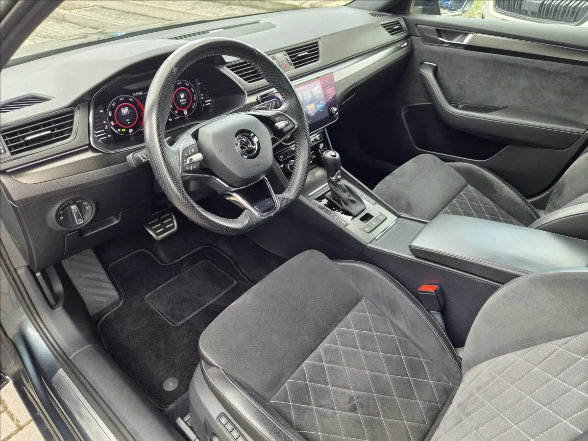 Škoda Superb – fotografie 5