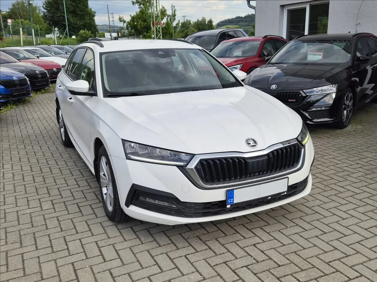 Škoda Octavia – fotografie 4