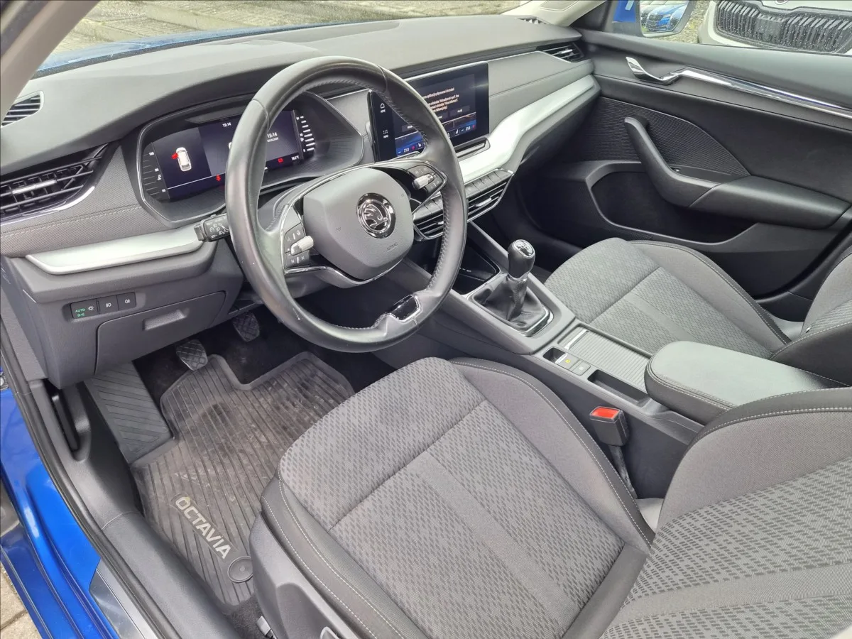 Škoda Octavia – fotografie 5
