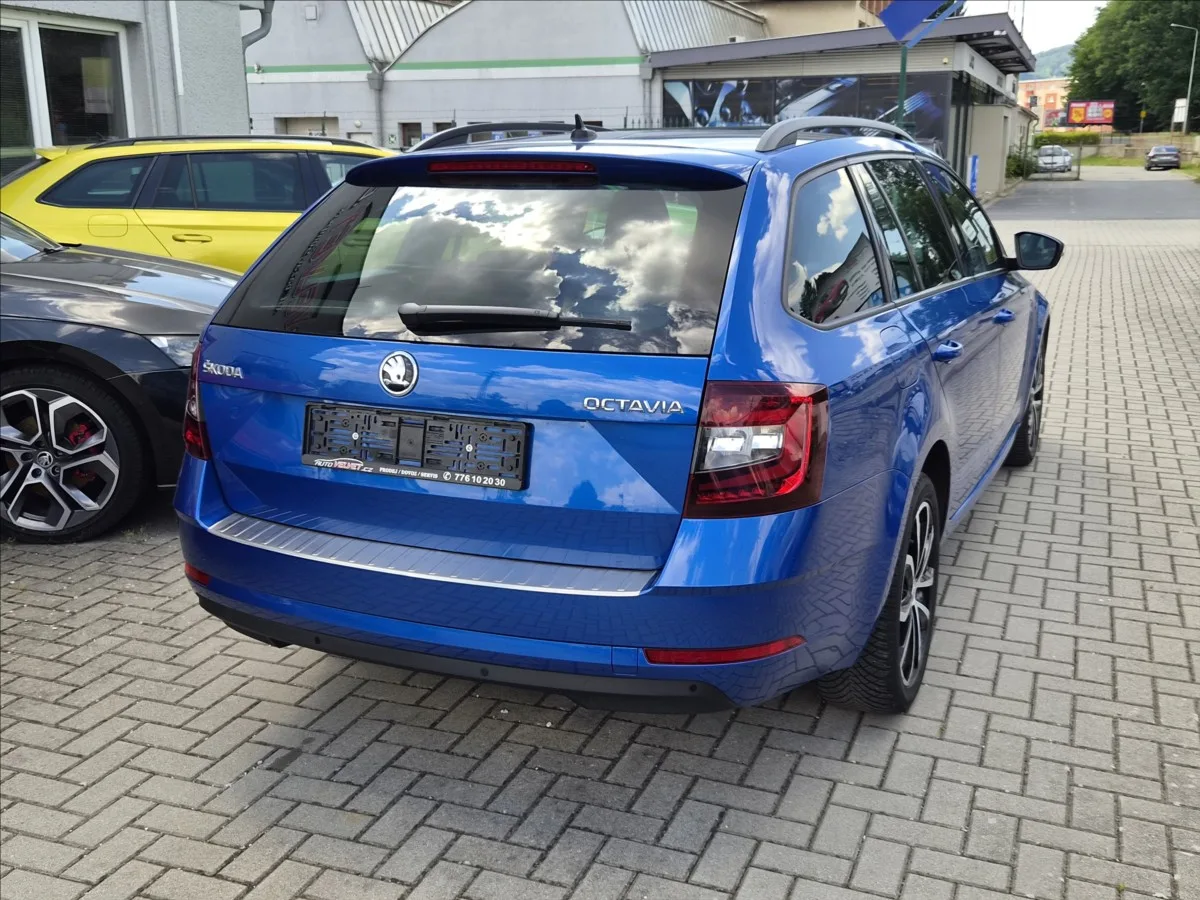 Škoda Octavia – fotografie 3
