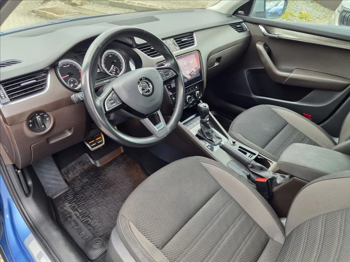 Škoda Octavia – fotografie 5