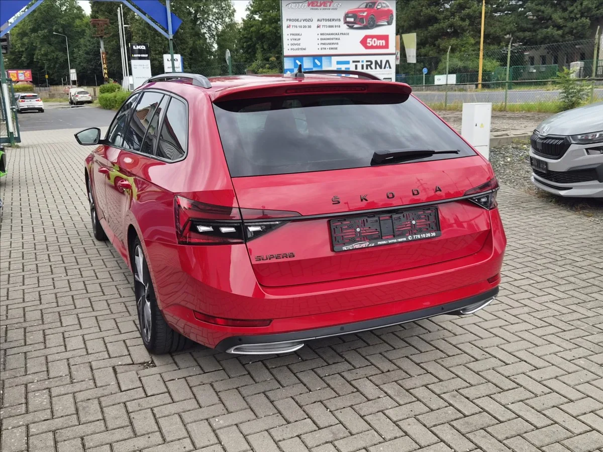 Škoda Superb – fotografie 2