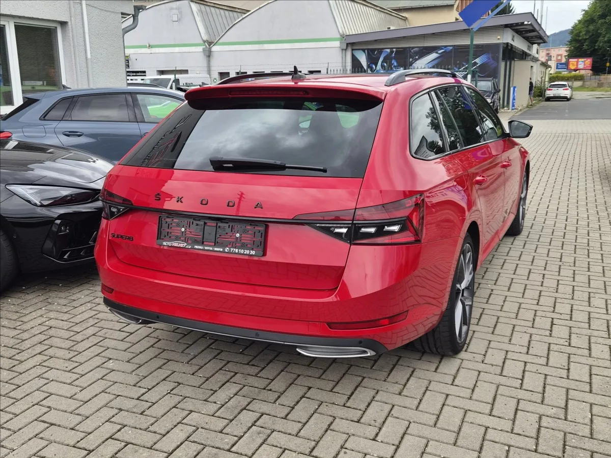 Škoda Superb – fotografie 3