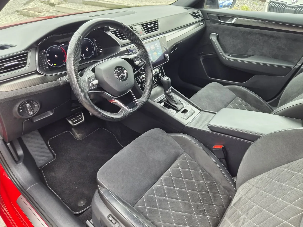 Škoda Superb – fotografie 5