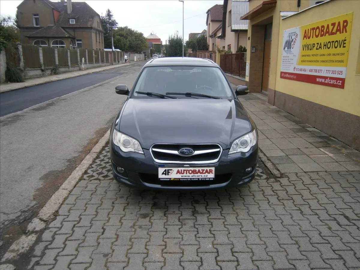 Subaru Legacy – fotografie 2