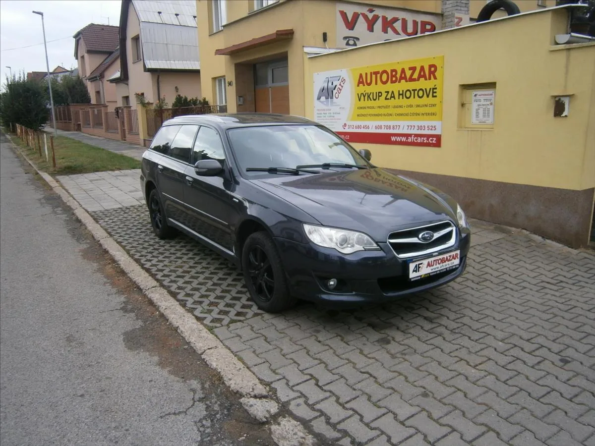 Subaru Legacy – fotografie 3