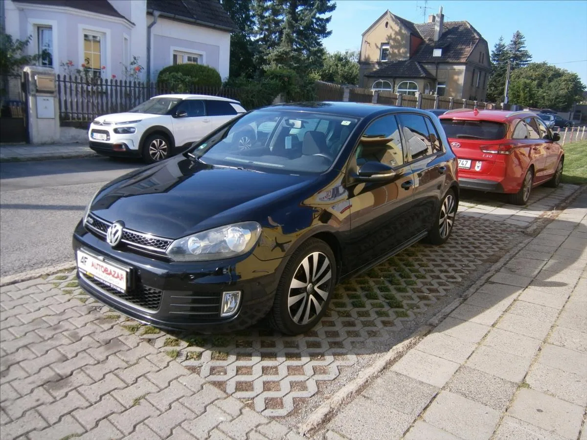 Volkswagen Golf – fotografie 2