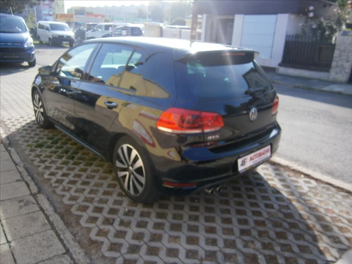 Volkswagen Golf – fotografie 3