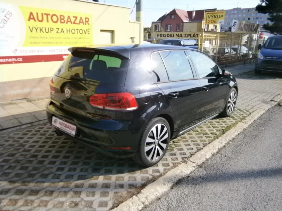 Volkswagen Golf – fotografie 4