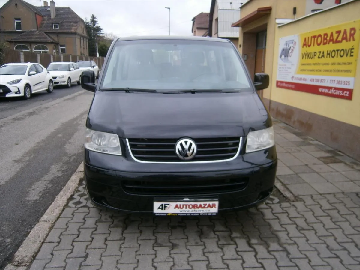 Volkswagen Multivan – fotografie 2
