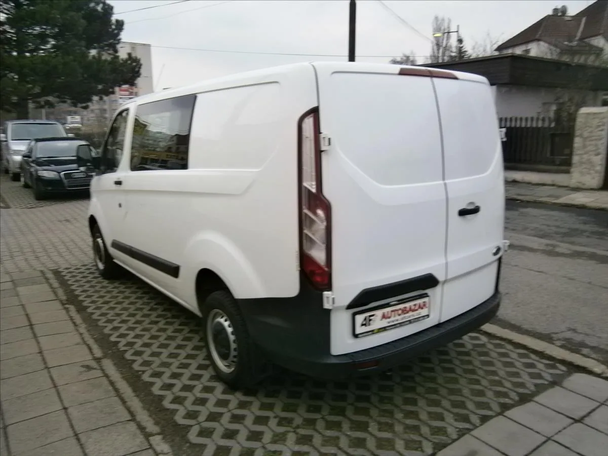 Ford Transit Custom – fotografie 4