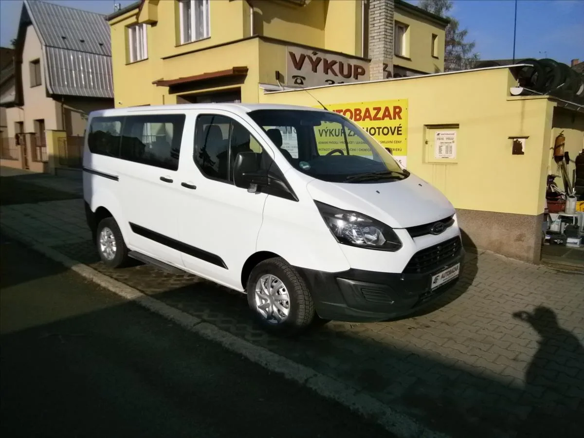 Ford Transit Custom – fotografie 1