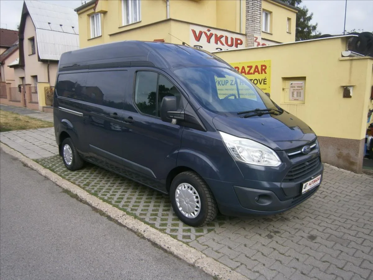 Ford Transit Custom – fotografie 1