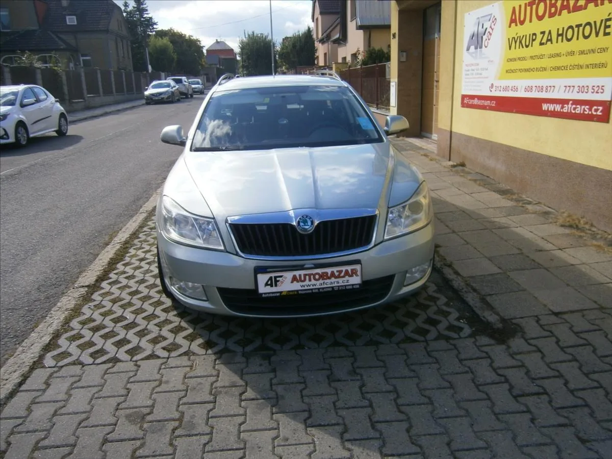 Škoda Octavia – fotografie 2