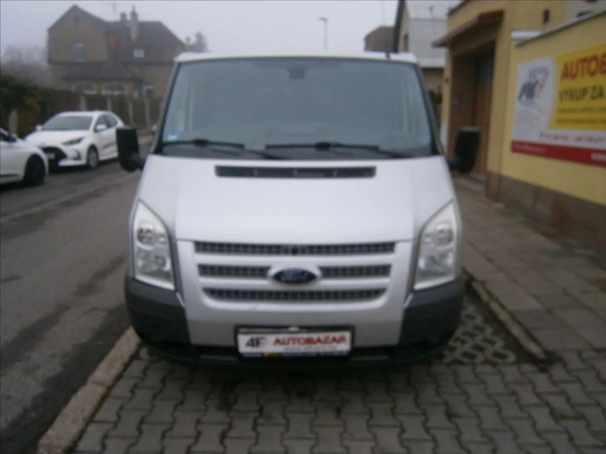 Ford Transit – fotografie 2