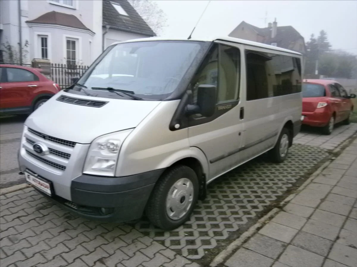 Ford Transit – fotografie 3