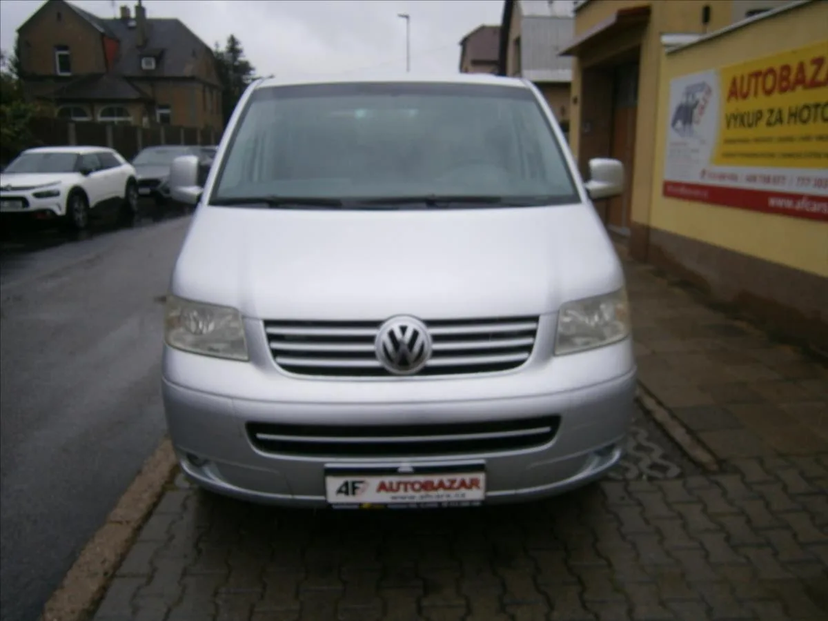 Volkswagen Multivan – fotografie 2