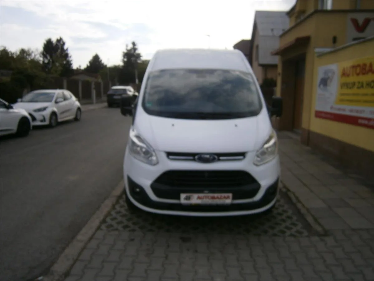 Ford Transit Custom – fotografie 2