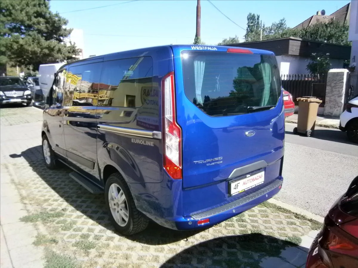 Ford Tourneo Custom – fotografie 4
