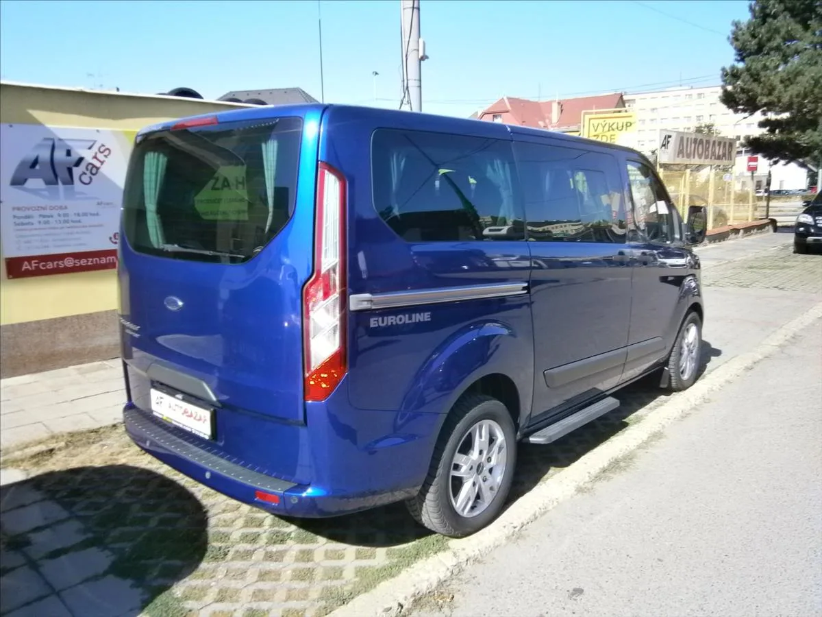 Ford Tourneo Custom – fotografie 5