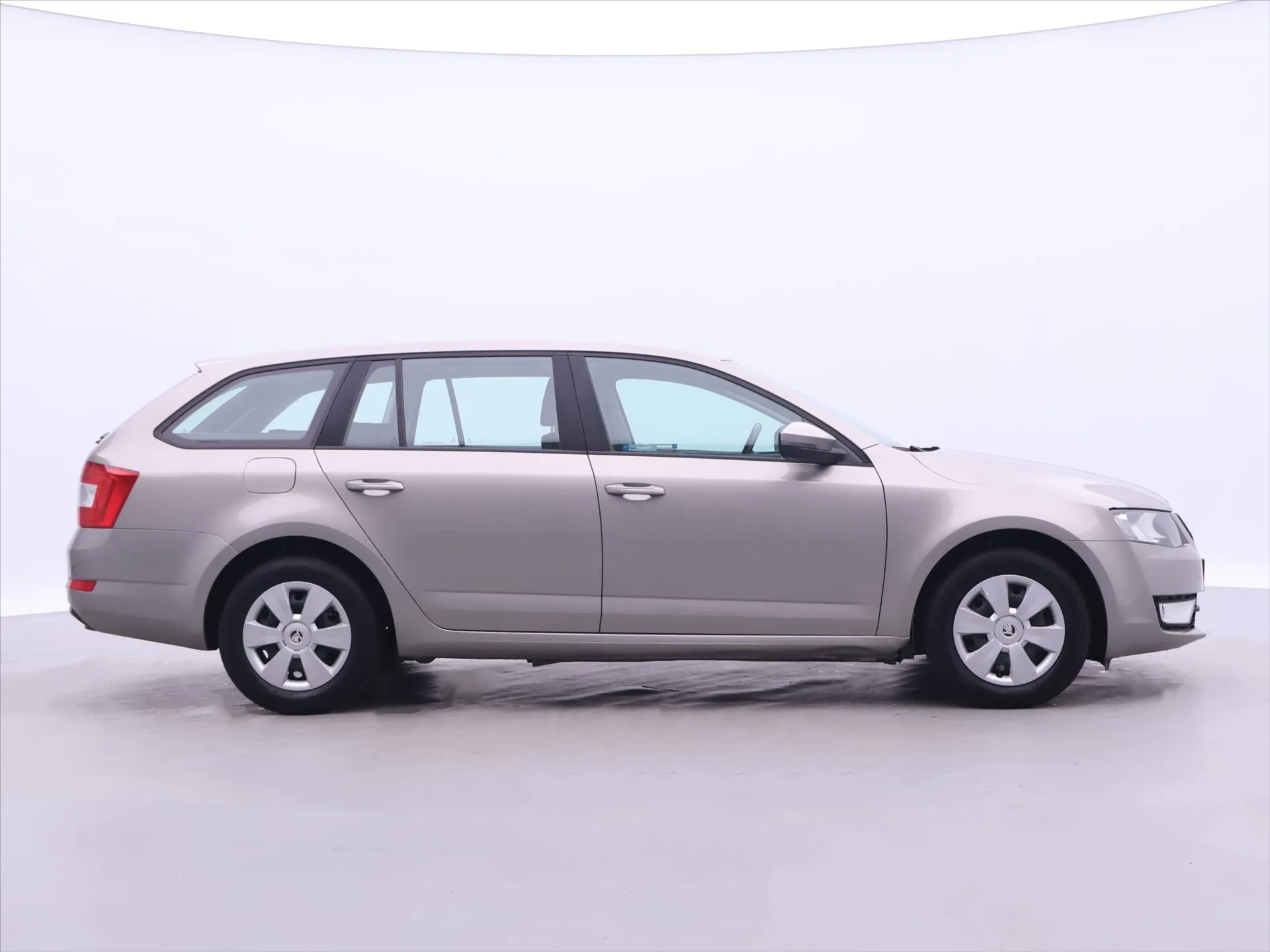 Škoda Octavia - Náhled 8