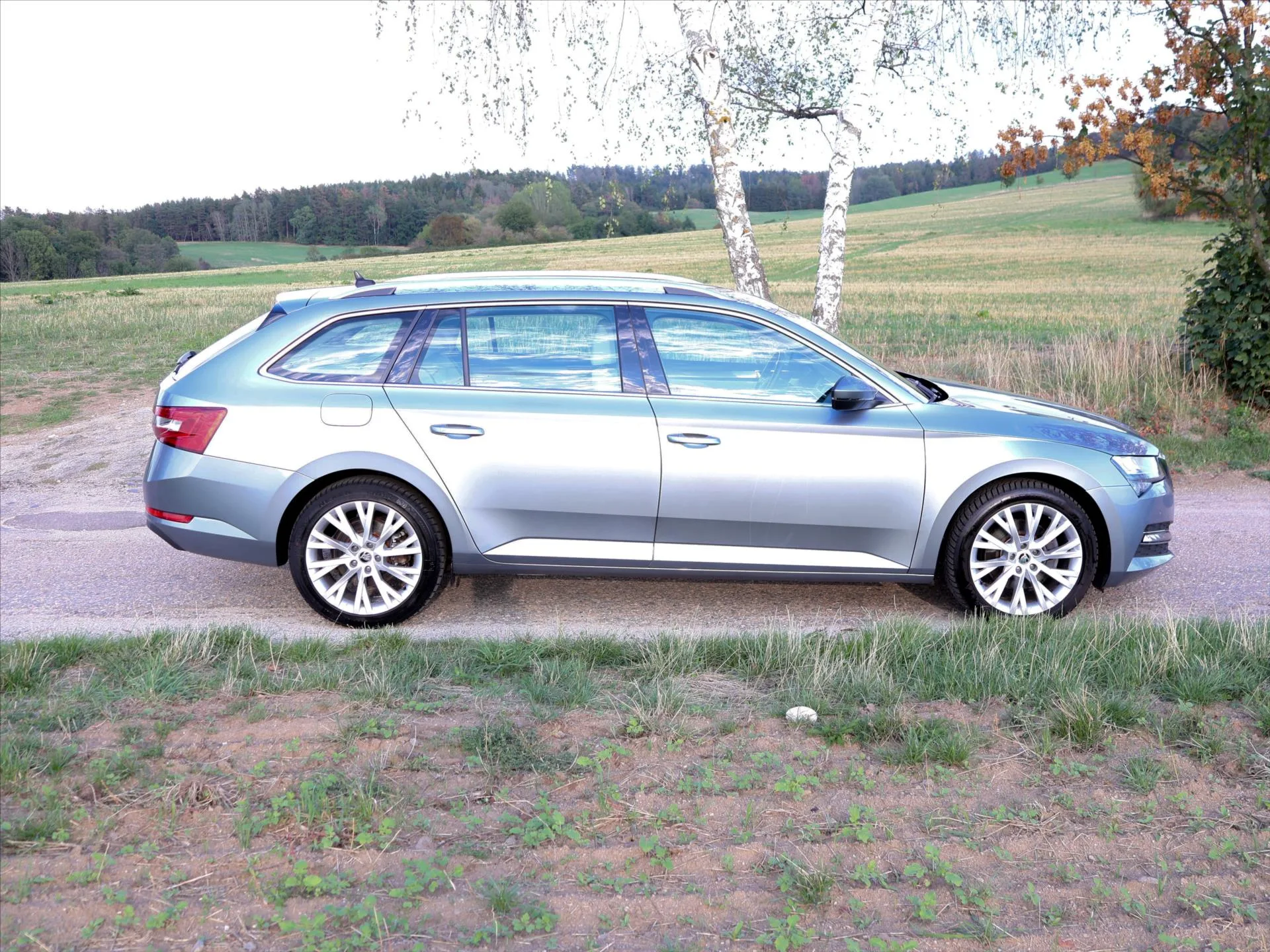 Škoda Superb - Náhled 8
