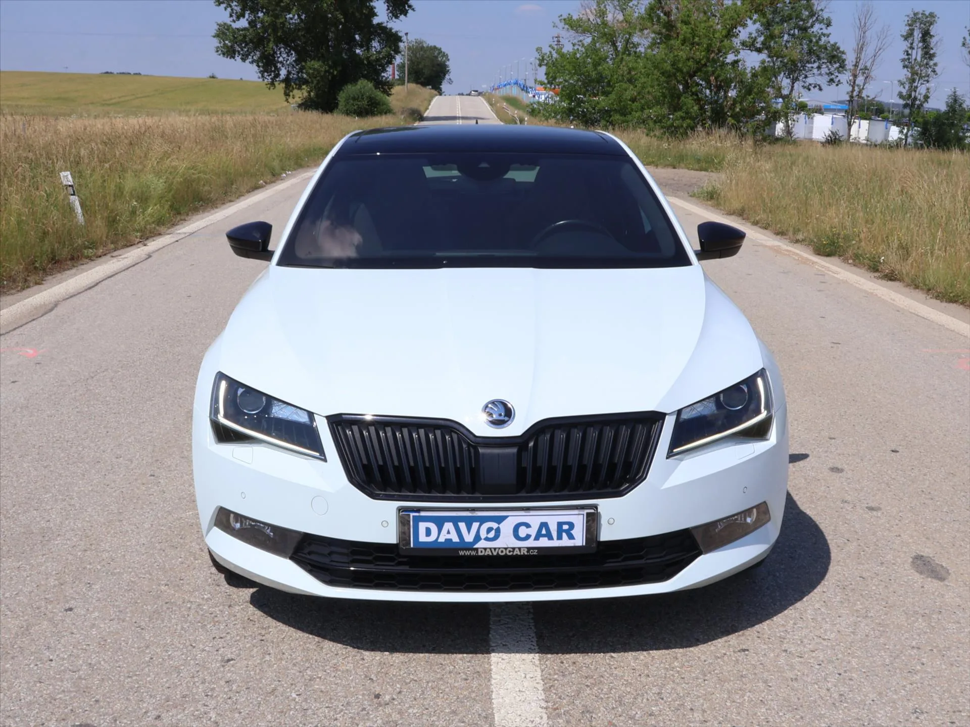 Škoda Superb - Náhled 2