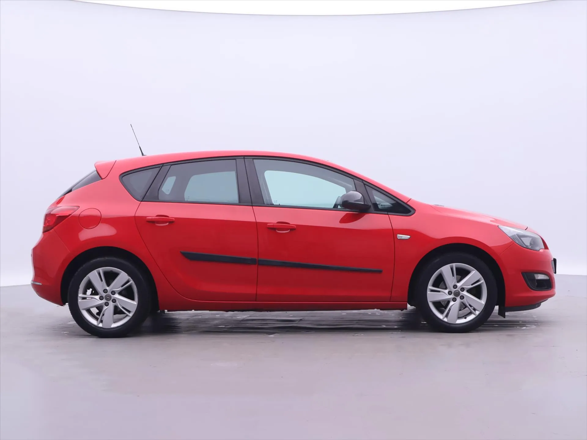 Opel Astra - Náhled 8