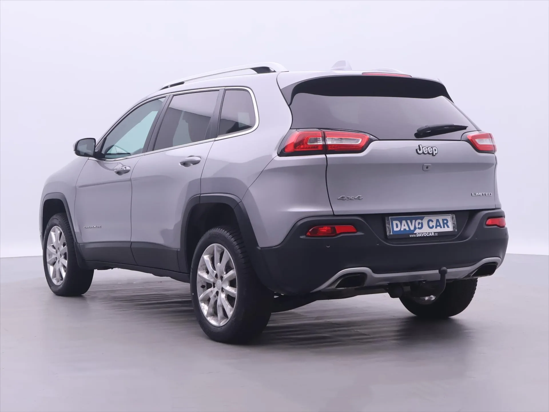 Jeep Cherokee – fotografie 5