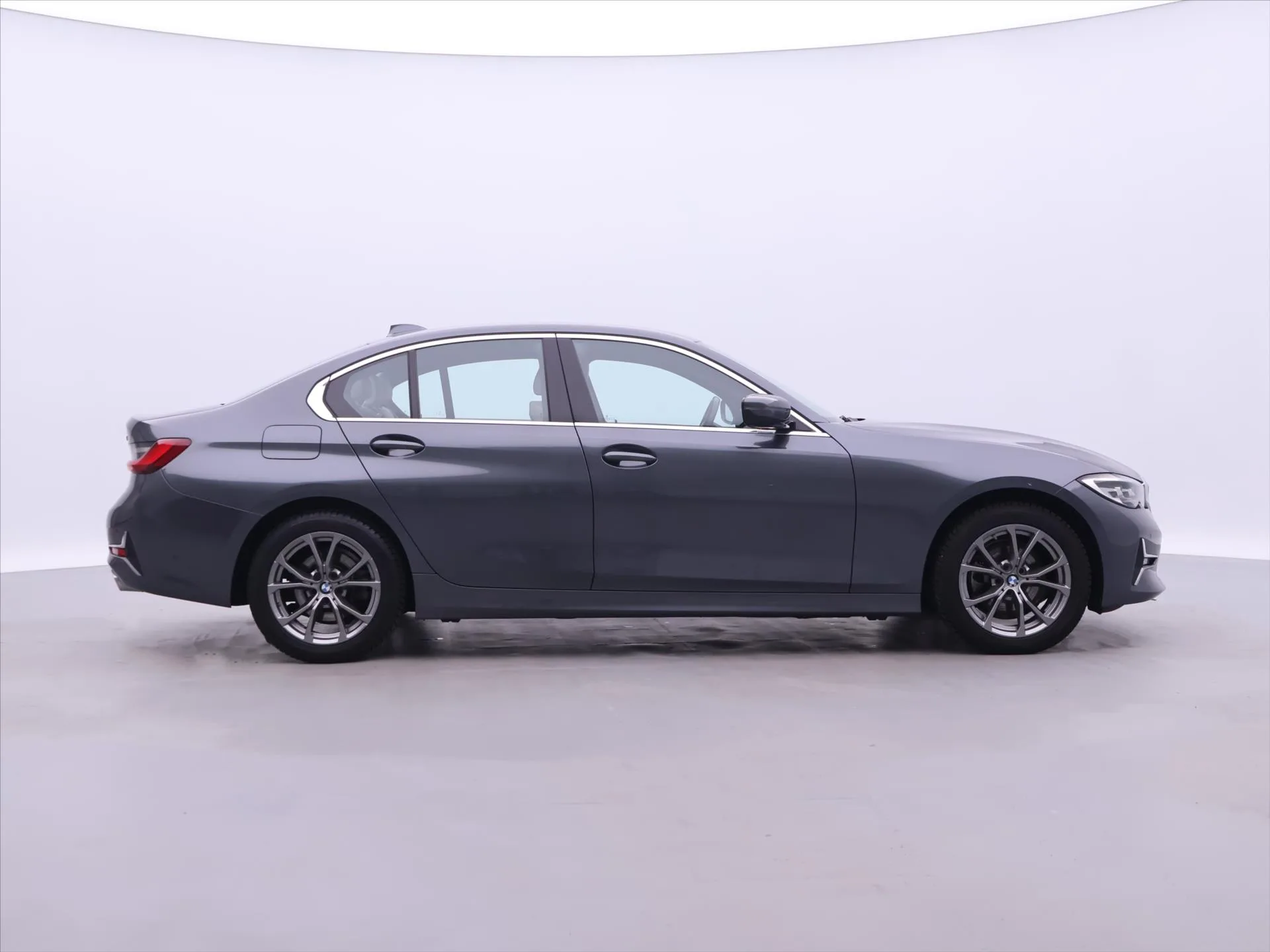 BMW Řada 3 - Náhled 8