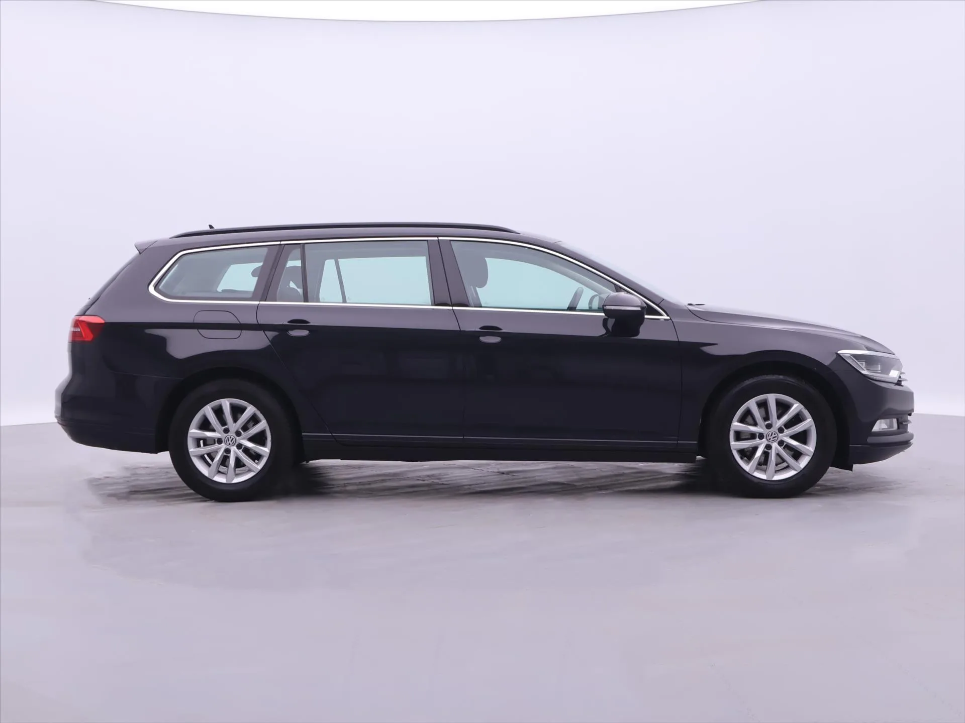 Volkswagen Passat - Náhled 8