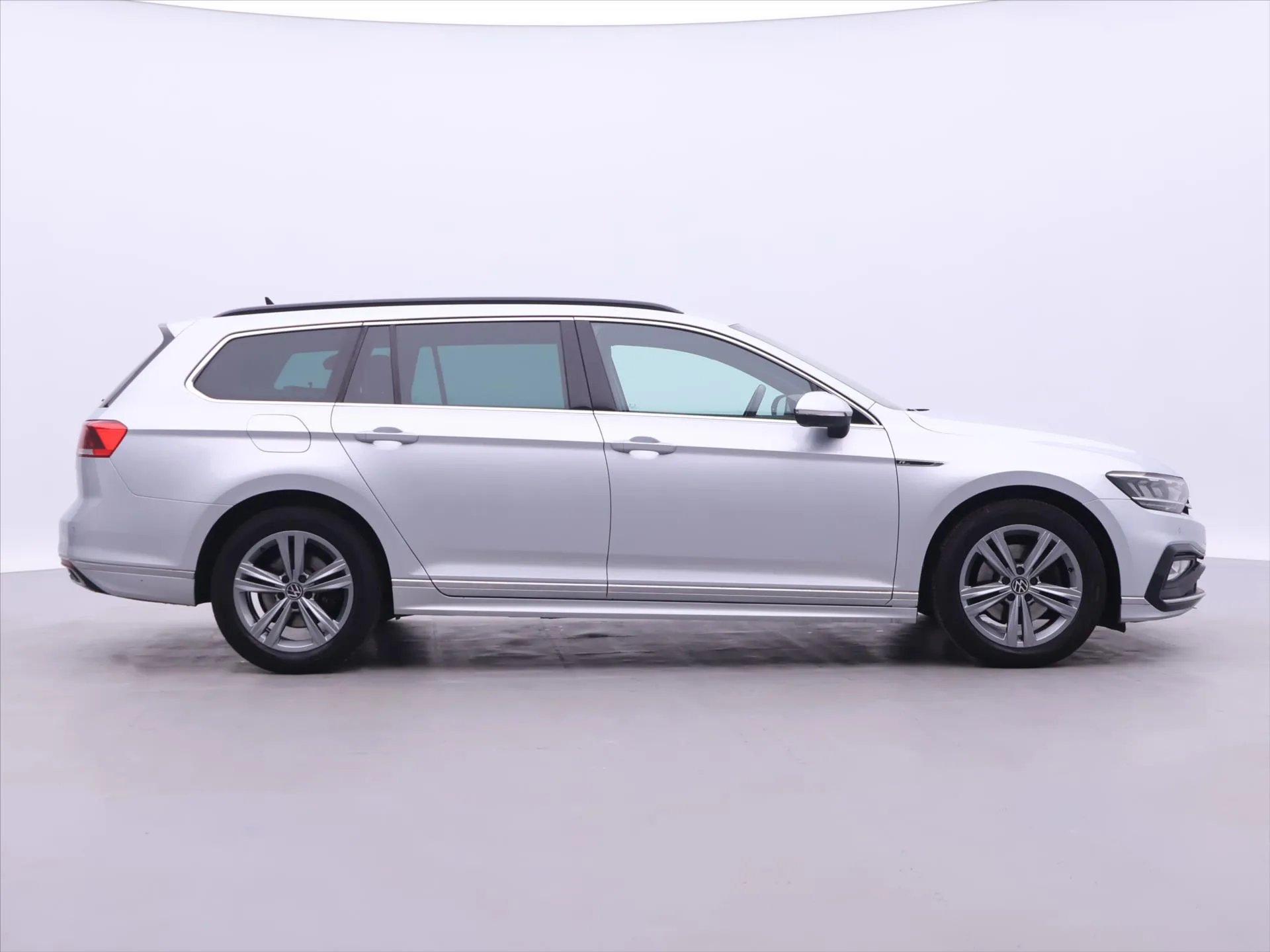 Volkswagen Passat - Náhled 8