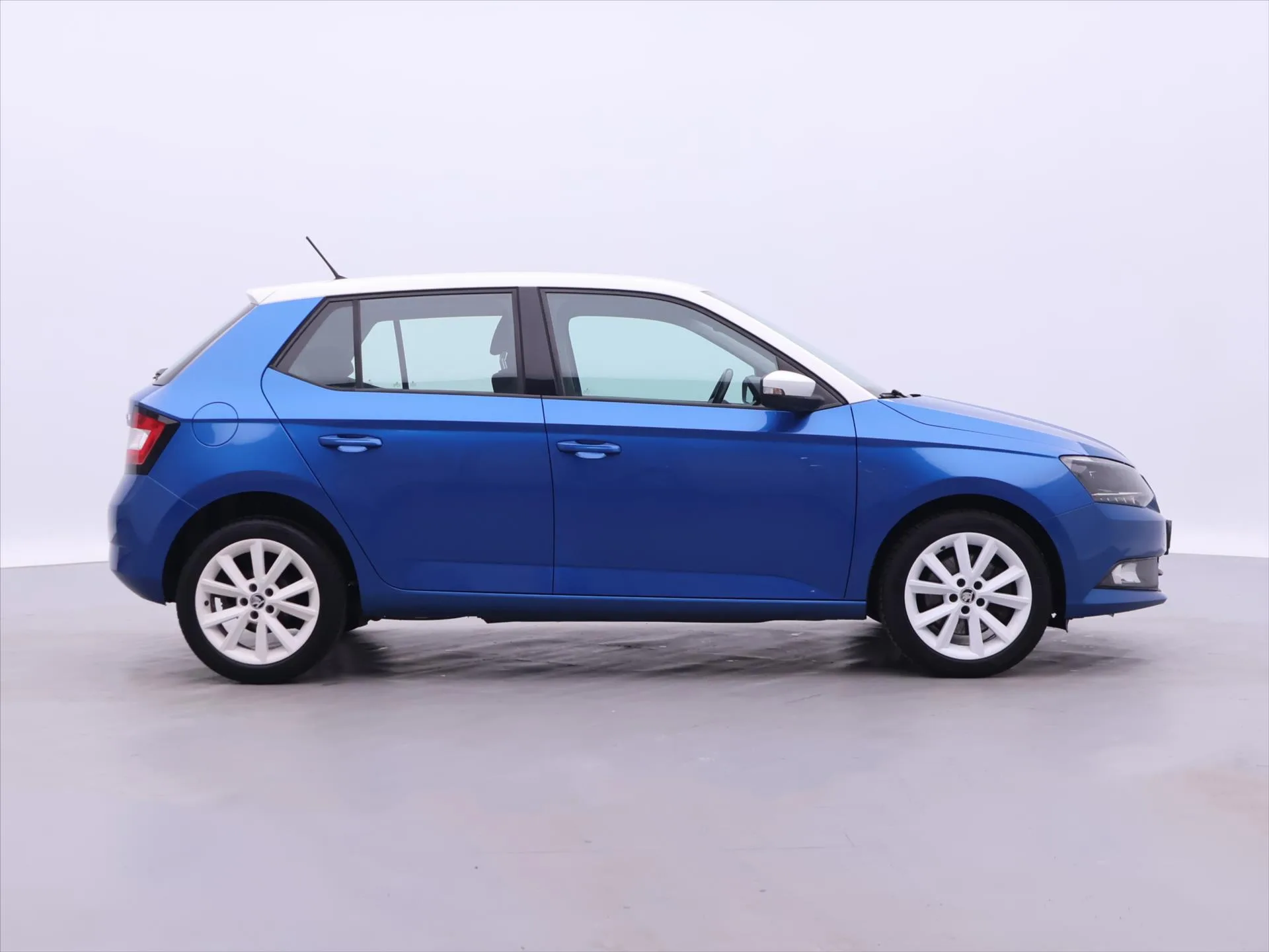 Škoda Fabia - Náhled 8