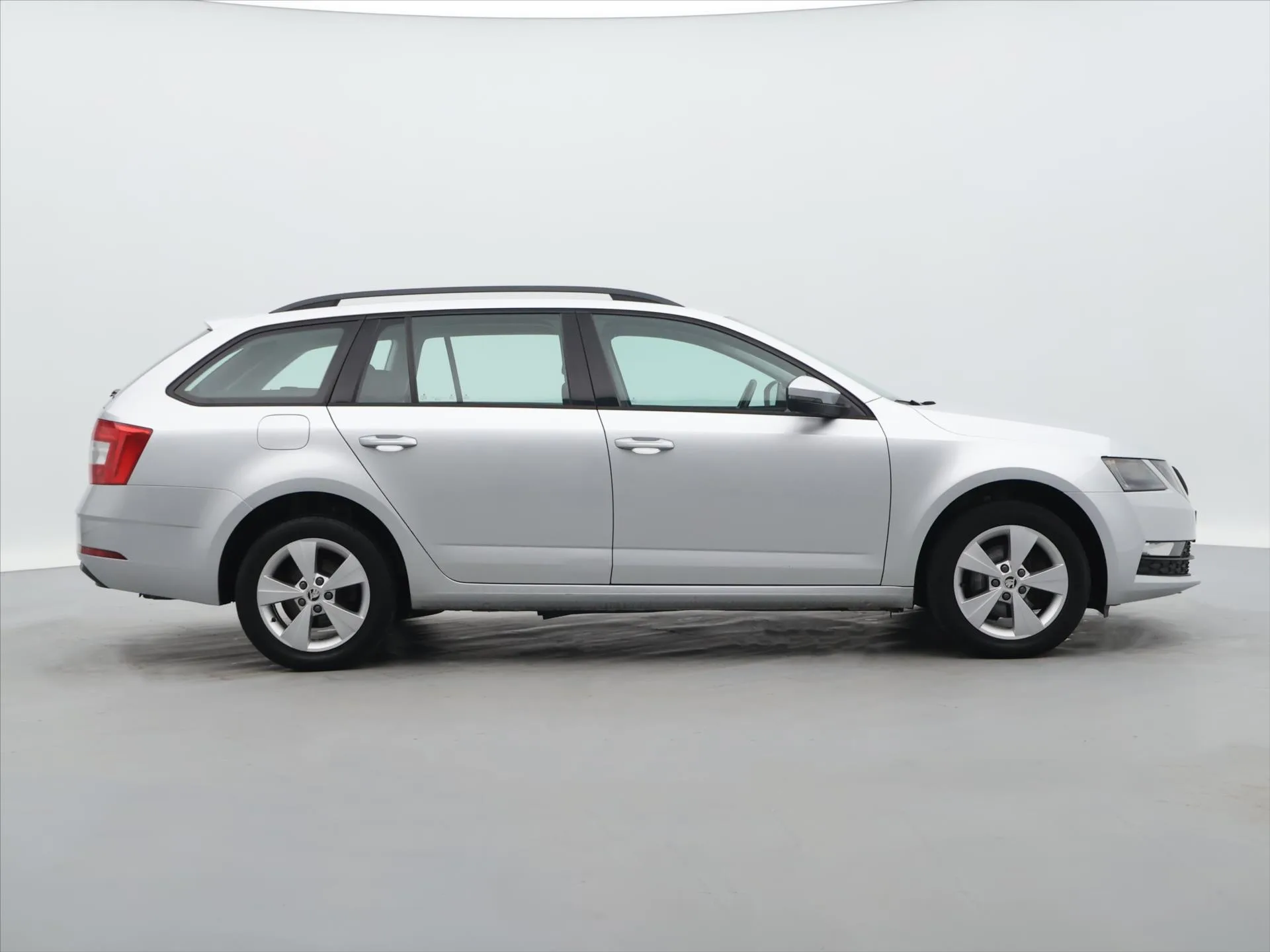 Škoda Octavia - Náhled 8