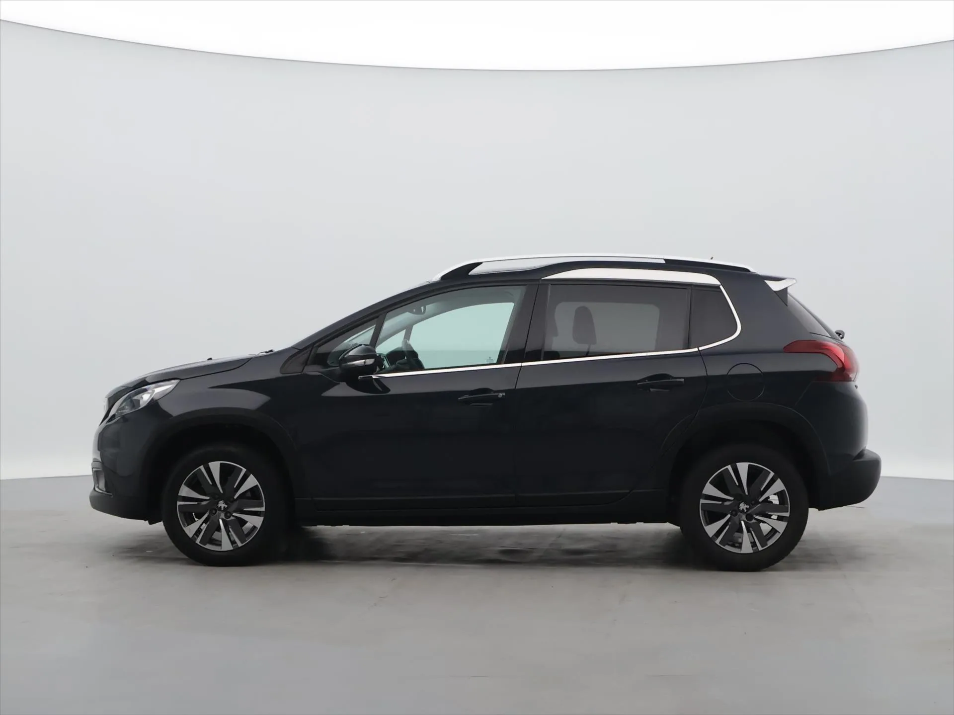 Peugeot 2008 - Náhled 4
