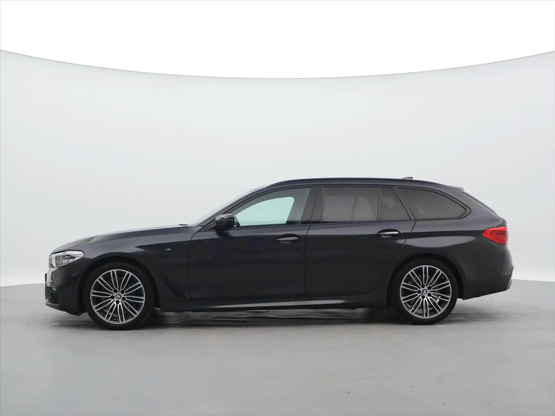 BMW Řada 5 - Náhled 4