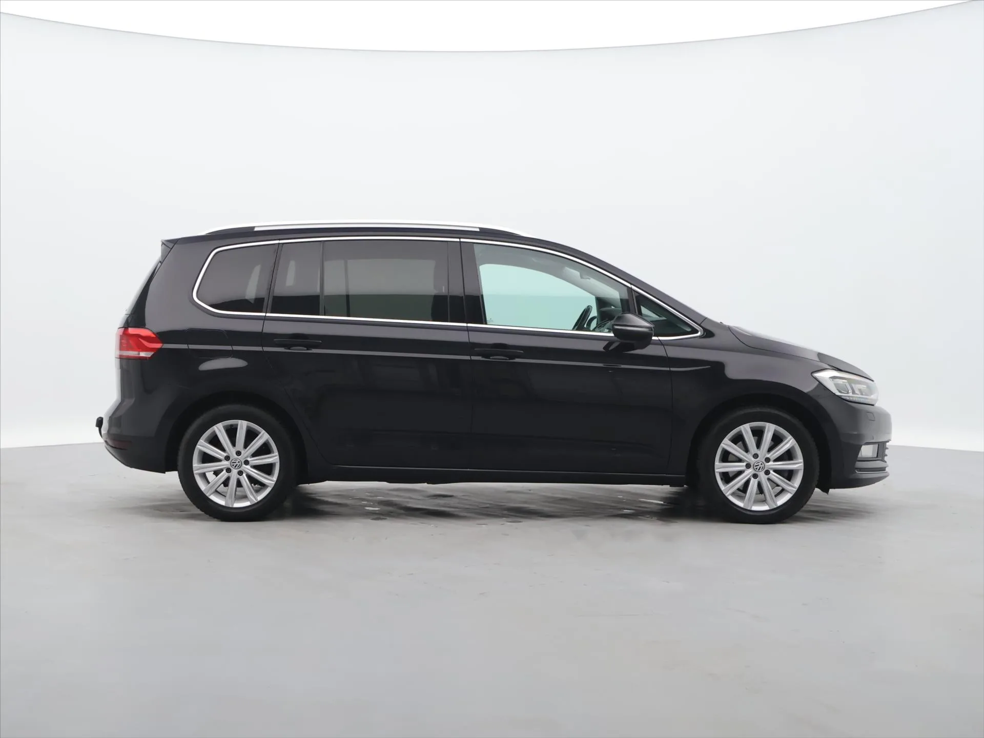Volkswagen Touran - Náhled 8