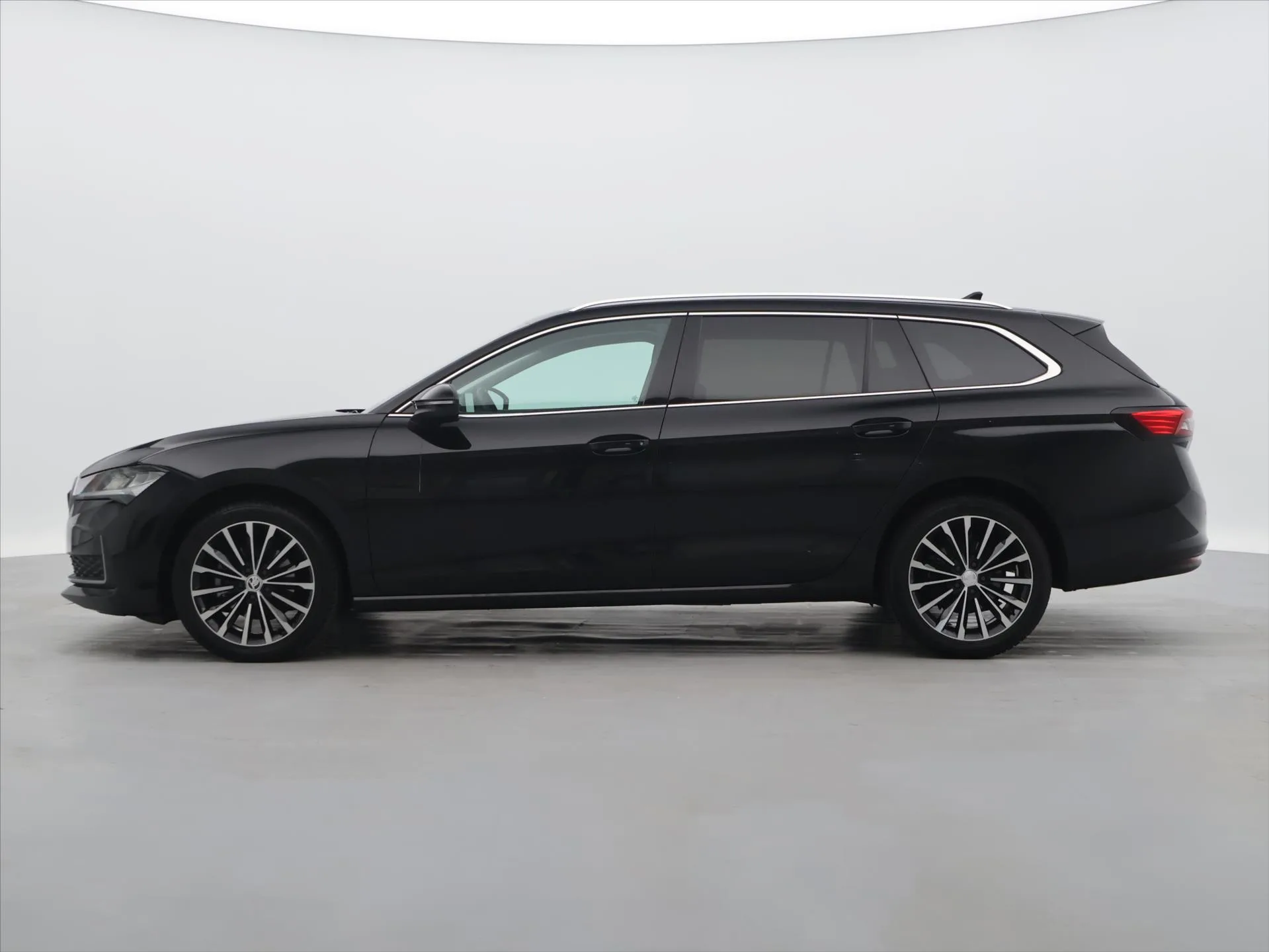 Škoda Superb - Náhled 4
