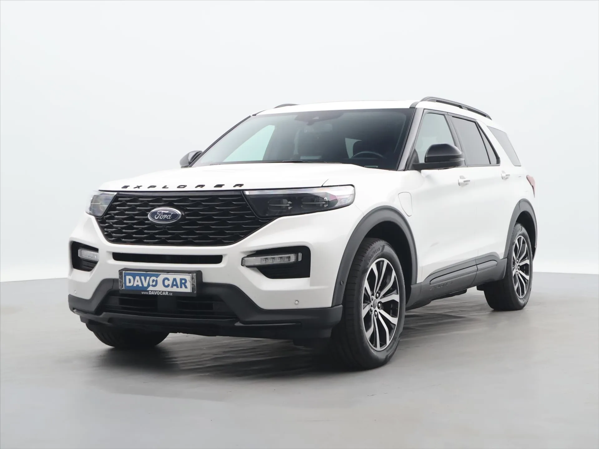Ford Explorer - Náhled 2