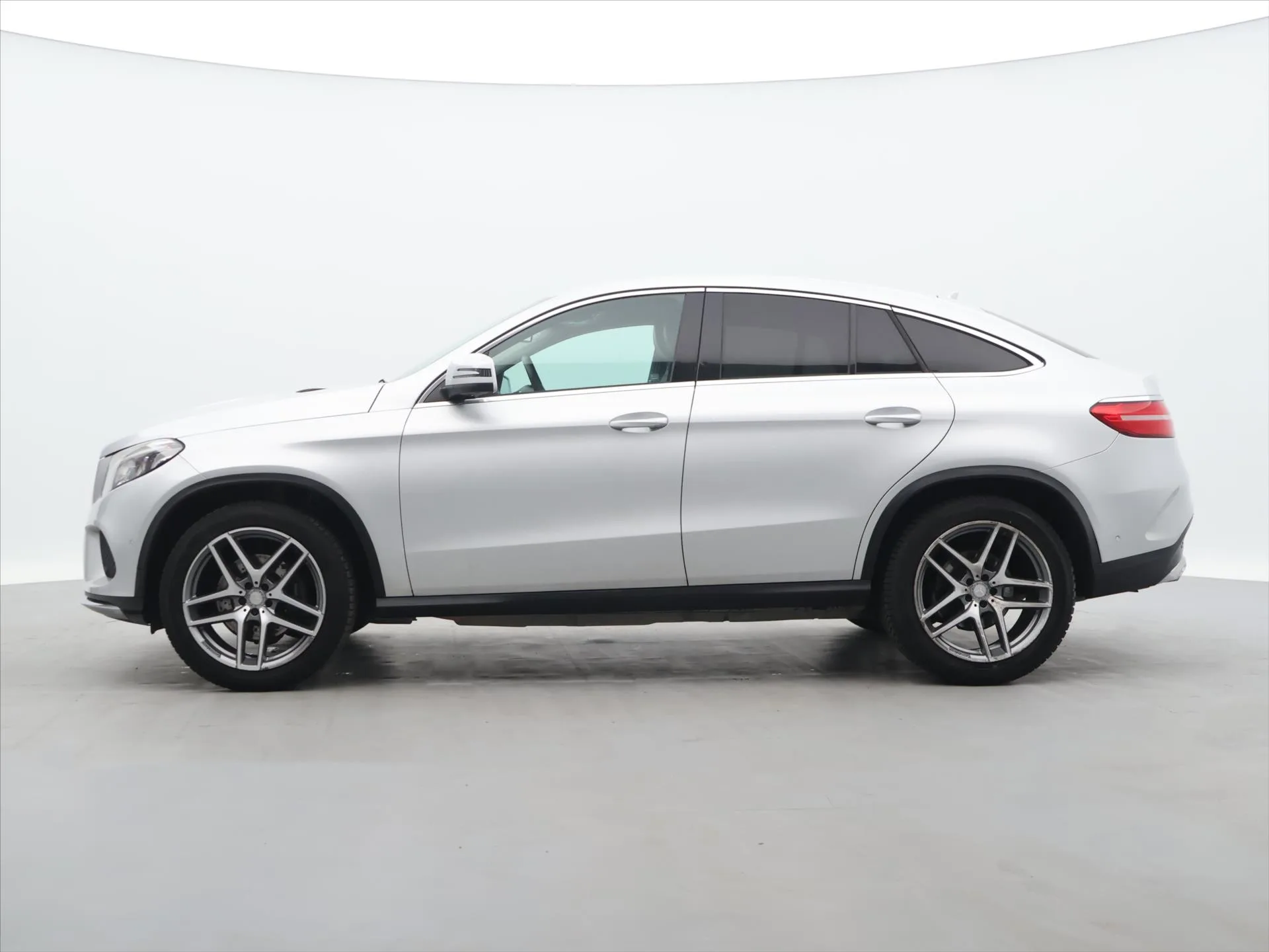 Mercedes-Benz GLE - Náhled 4