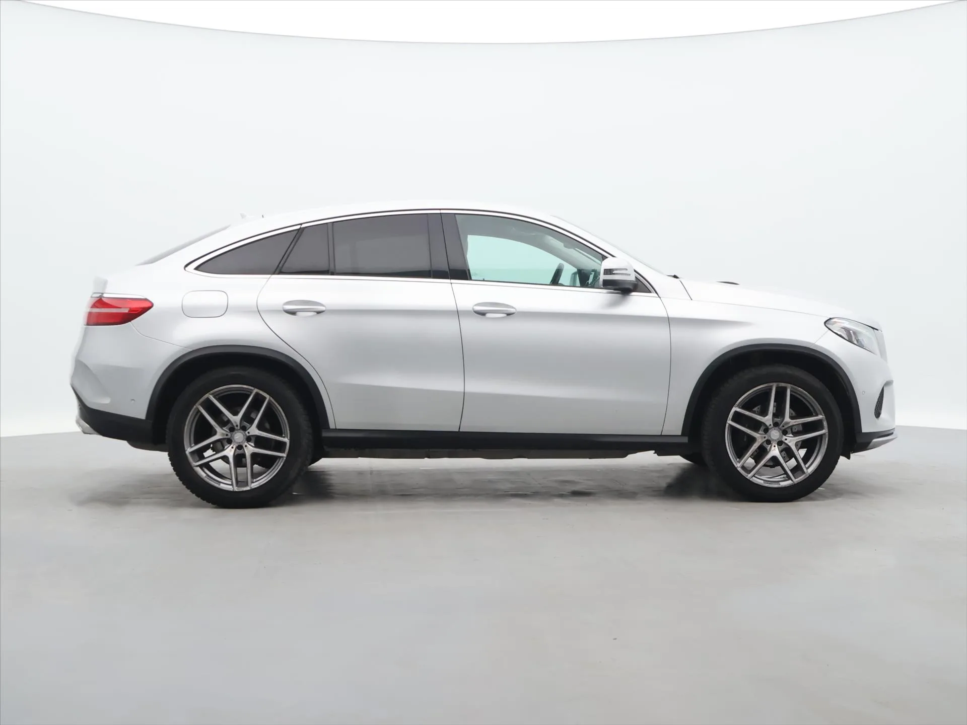 Mercedes-Benz GLE - Náhled 8