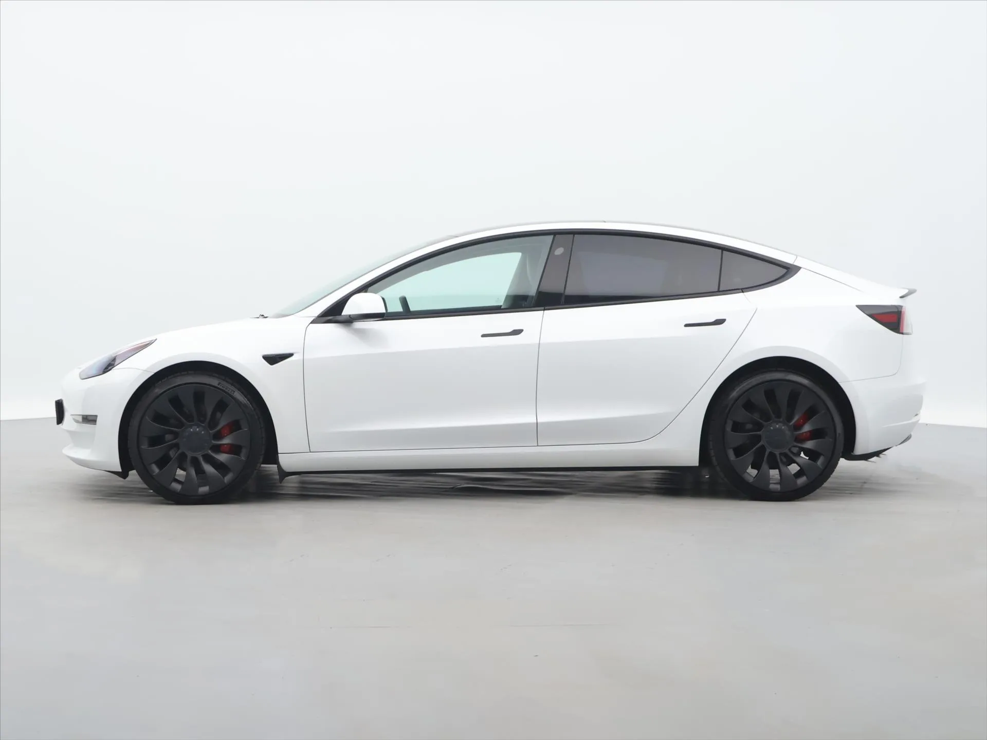 Tesla Model 3 - Náhled 4