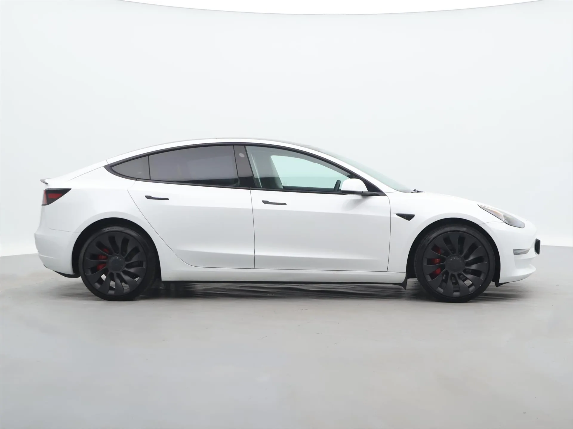 Tesla Model 3 - Náhled 8