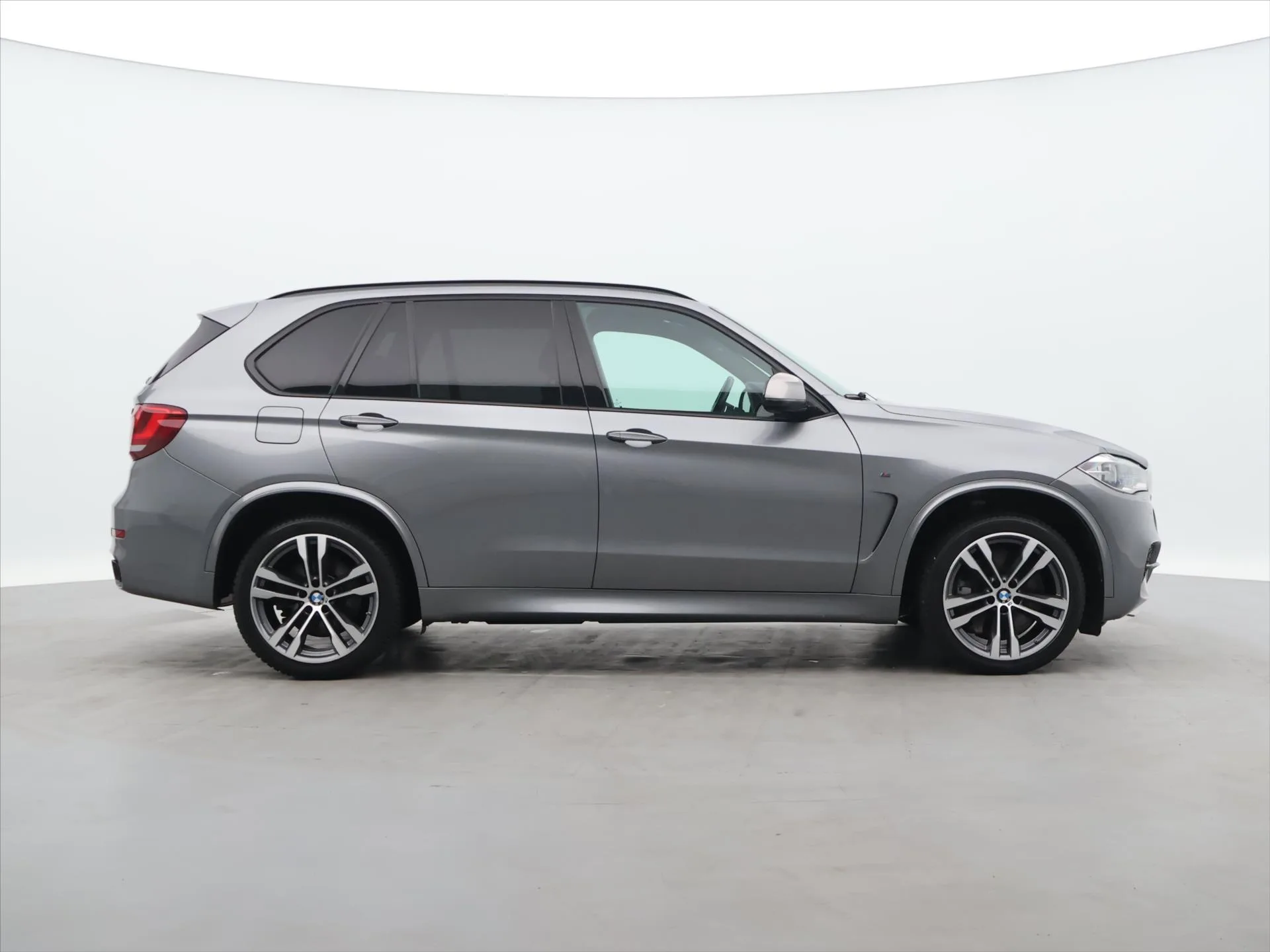 BMW X5 - Náhled 8