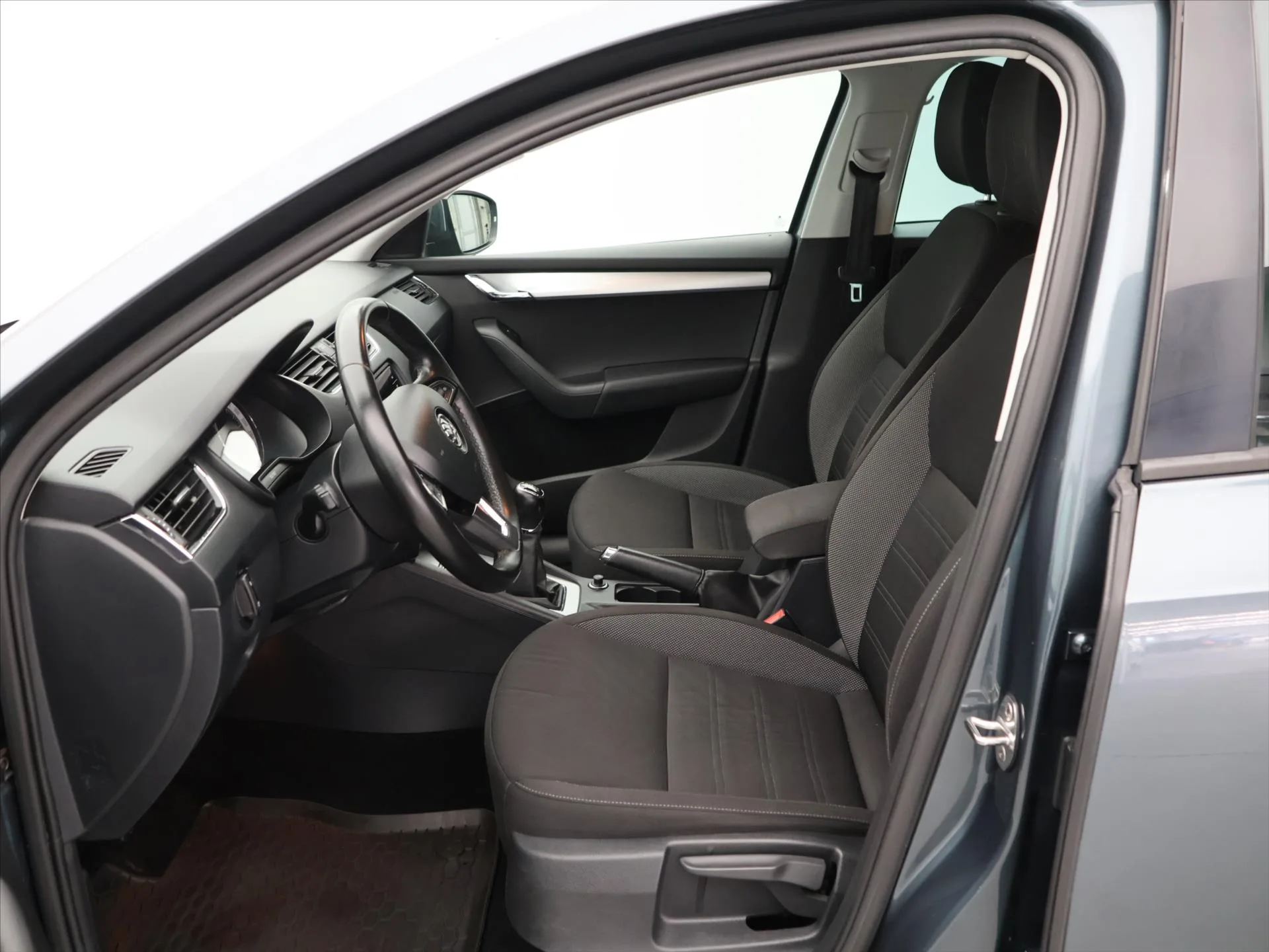 Škoda Octavia - Náhled 8